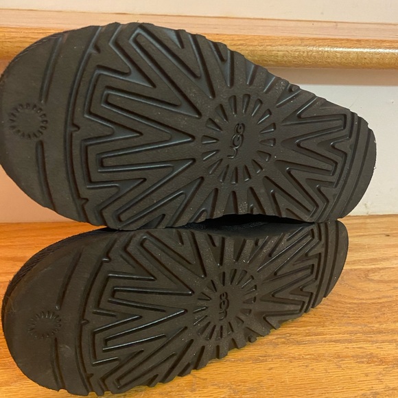 UGG Black Classic Mini Boots - Picture 6 of 7
